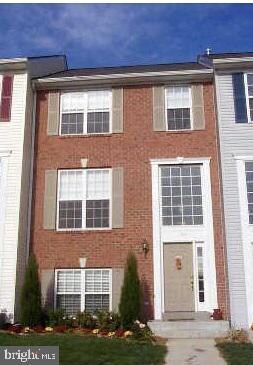 7146 Ladd Cir, Frederick, MD 21703 - photo 2
