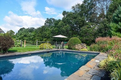 47 Pebble Ln, Valatie, NY 12184 - photo 2