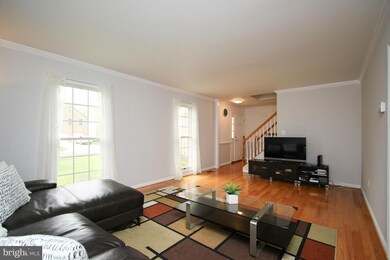 11215 Minstrel Tune Dr, Germantown, MD 20876 - photo 5