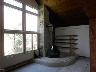 6769 Warren Woods Rd, Three Oaks, MI 49128 - photo 2