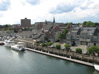 75 Wharf St unit 203, Salem, MA 01970 - photo 4