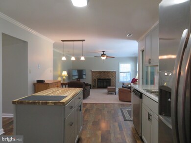 21271 Scarborough Dr, Lexington Park, MD 20653 - photo 3