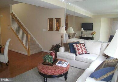 15164 Lancashire Dr unit 194, Woodbridge, VA 22191 - photo 2