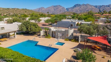Community Pool and Spa