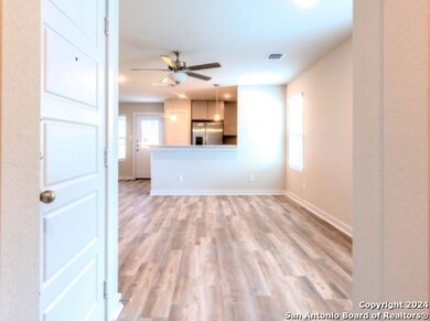622 Abigail Aly, San Antonio, TX 78253 - photo 4