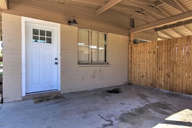 1805 N 19th Pl-7