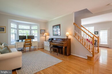 26164 Lands End Dr, Chantilly, VA 20152 - photo 2