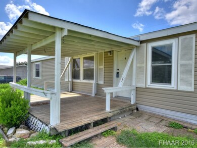 2926 Barr Ln, Copperas Cove, TX 76522 - photo 4