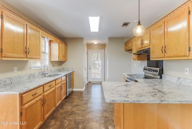 3225 N 5th St, Ocean Springs, MS 39564 - photo 5