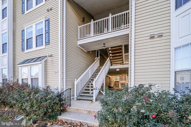 9220 Cardinal Forest Ln unit H, Lorton, VA 22079 - photo 5