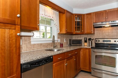 8 Nottingham Court, Kennebunk, ME 04043
