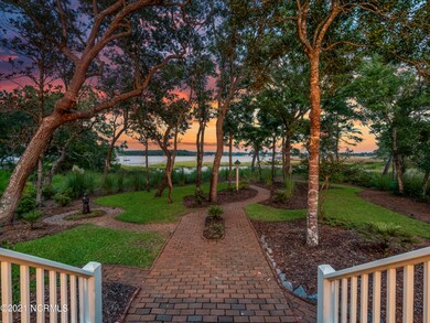 081_p5422192-hdr