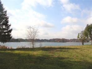 877 SE Dru Cove, Greensburg, IN 47240 - photo 3