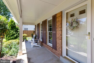 9928 Marquand Dr, Burke, VA 22015 - photo 3