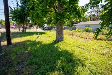 6427 Morrow St, Houston, TX 77091 - photo 4