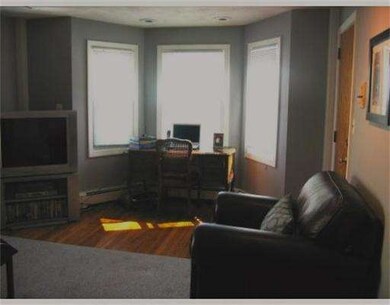 21 Mall St unit 1, Salem, MA 01970 - photo 2