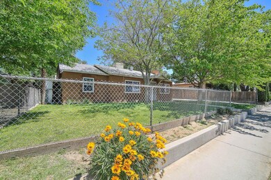 43432 E 6th St - HsHProd-13 - Copy (2) -