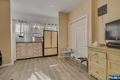 321 N Grove St, East Orange, NJ 07017 - photo 5