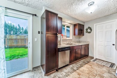 3415 Olive Way, Longview, WA 98632 - photo 5