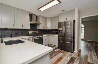 4001 Ivywood Dr, Pearland, TX 77584 - photo 5