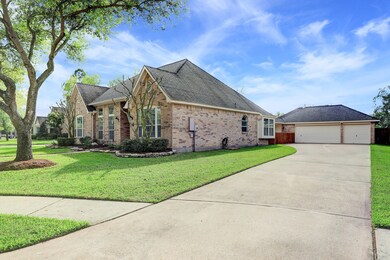 2828 Love Ct, Friendswood, TX 77546 - photo 3