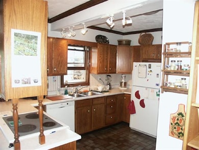 1830 Dunedin Ave, Duluth, MN 55803 - photo 6