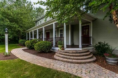 290 Belfry Ct, Pembroke, NH 03275 - photo 2