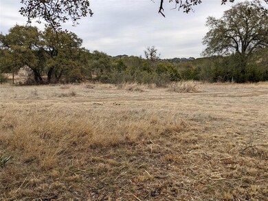 2605 Alta Vista Ct, Granbury, TX 76049 - photo 5