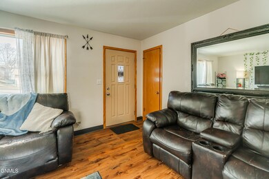 1602N17thSt_0001