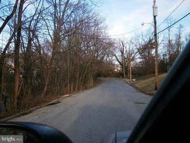 195 Wise Ave, Strasburg, VA 22657 - photo 2