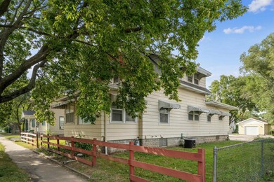411 Argyle St, Waterloo, IA 50703 - photo 6