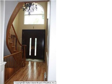 78 Sinclair Ave, Staten Island, NY 10312 - photo 3