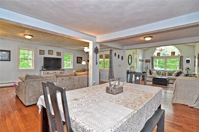 894 Chopmist Hill Rd, North Scituate, RI 02857 - photo 4