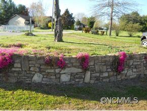 13 Apple Blossom Ln, Hendersonville, NC 28792 - photo 7