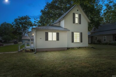 402 N Clark St, Nappanee, IN 46550 - photo 2