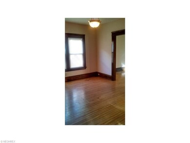 1804 w58 downstairs unit dining room