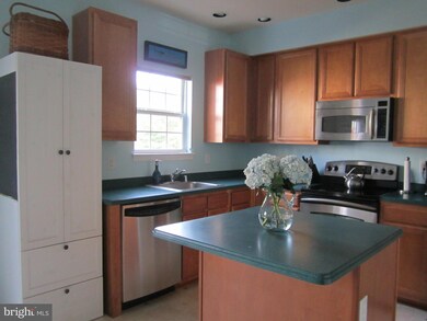 2482 Revere Ct unit 26B, Crofton, MD 21114 - photo 3