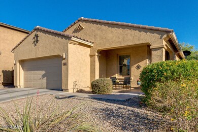 825 E Del Rio St, Chandler, AZ 85225 - photo 2