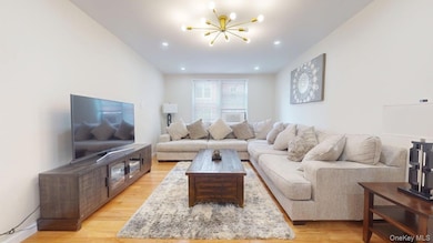 67-40 Booth St unit 3A, Forest Hills, NY 11375 - photo 3