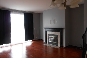 Large Living room with Newer Laminate Flooring, Fi