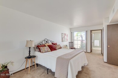 10511 W Highwood Ln, Sun City, AZ 85373 - photo 5