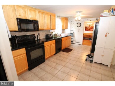 78 Macfarland Ave, Warminster, PA 18974 - photo 4