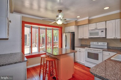 730 N Armistead St, Alexandria, VA 22312 - photo 4