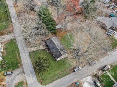 99999 Hazel Hill St, Asheville, NC 28803 - photo 6