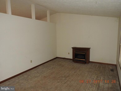 111 Meadowview Ln, Locust Grove, VA 22508 - photo 2