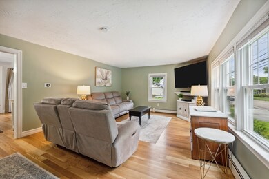 128 Pleasant St, Franklin, MA 02038 - photo 2