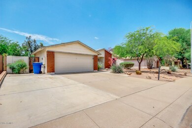 Los Arboles Place-03