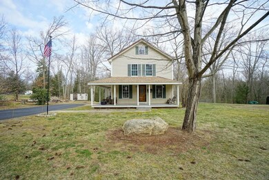 93 Pine St, Danville, NH 03819 - photo 3