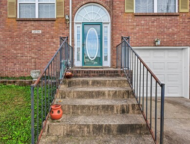 2776 Cascade Dr, Clarksville, TN 37042 - photo 2