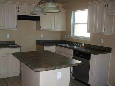 410 Gallagher St, El Paso, TX 79915 - photo 3